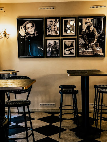 COCO Bistrot Cafe Bar a Vin - Linz