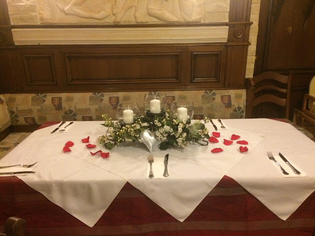 Opinii despre EX- Zum Kleinen Griechen - für immer Geschlossen în Wels - Gastronomie und Hotellerie