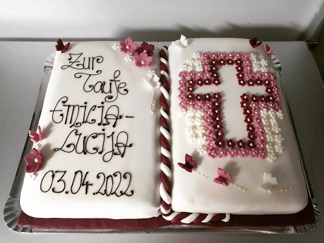 Opinii despre Julia´s Kuchenstüberl Volders în Volders - Gastronomie und Hotellerie