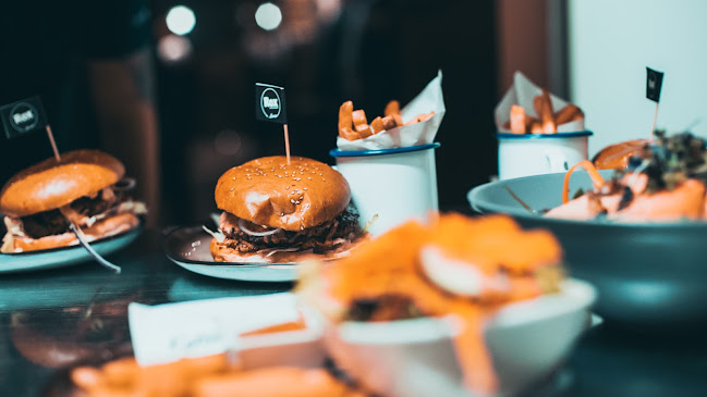 Opinii despre Rox Musicbar & Grill Linz în Linz - Gastronomie und Hotellerie