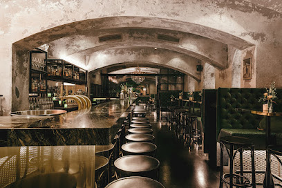 THELL | Restaurant & Bar