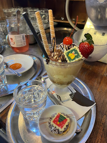 caffè DELIA'S - Gastronomie und Hotellerie