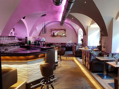 Café Bar Lounge Zeitlos