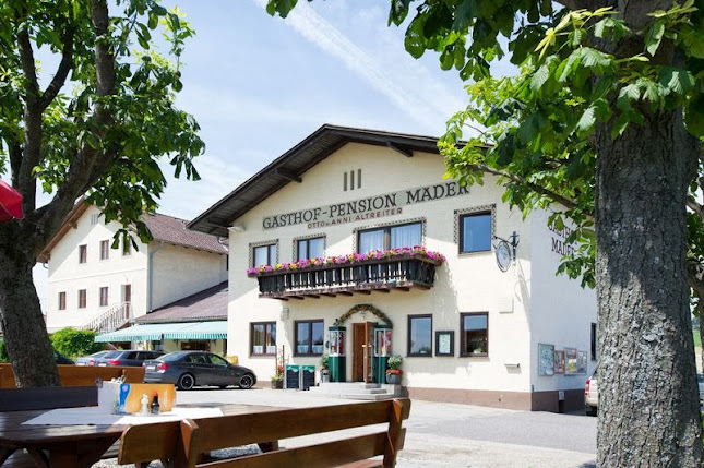 Opinii despre Gasthof Mader Gubo & CO KG în Kefermarkt - Gastronomie und Hotellerie