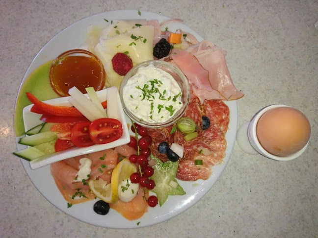 Opinii despre Frühstückscafe Bäckeria în Villach - Gastronomie und Hotellerie