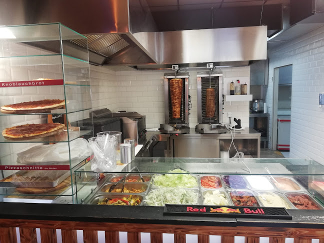 DELUXE-Kebab Pizza Burger