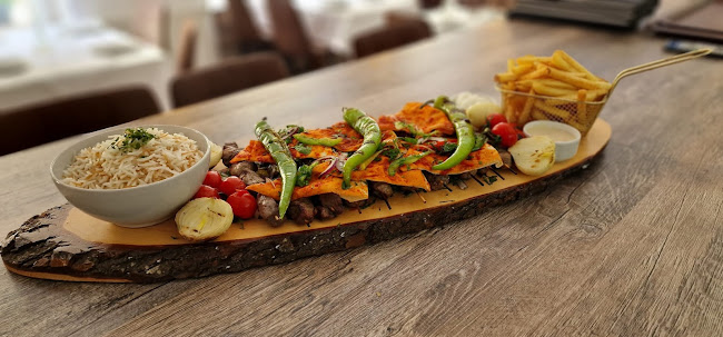 Le Pearl Restaurant - Gastronomie und Hotellerie