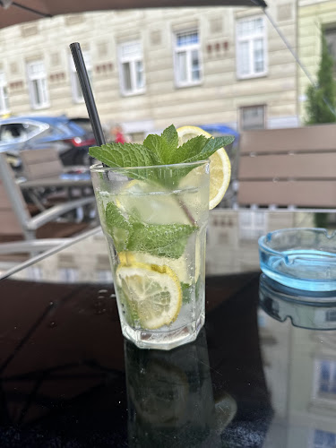 Layali Vienna ليالي فيينا - Gastronomie und Hotellerie