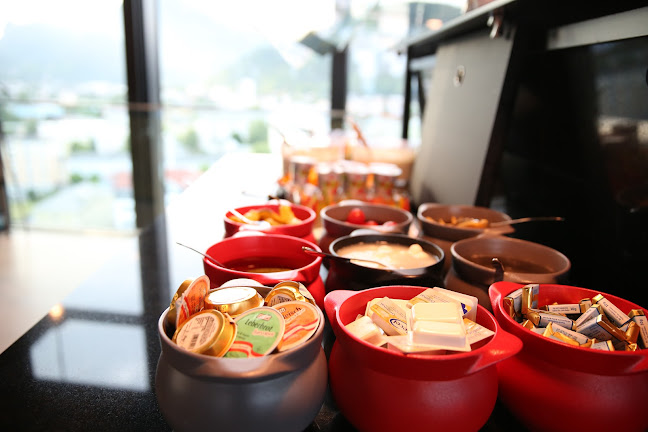 Comentarii opinii despre hu:goes14 Rooftop Bar & SkyBREAKFAST (hugoes14)