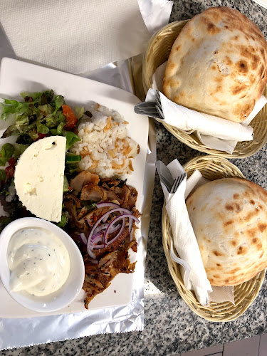 Denis Kebap - Gastronomie und Hotellerie