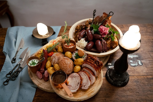 Ritterkuchl zu Hall - Restaurant und Gasthaus