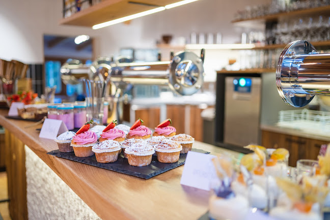 Waldgasthof Oachkatzl - Schlemmen und Feiern - Gastronomie und Hotellerie