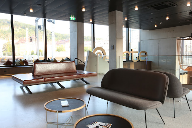 Comentarii opinii despre hu:goes14 Rooftop Bar & SkyBREAKFAST (hugoes14)