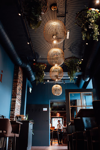 Comentarii opinii despre Chili Café Burger Bar