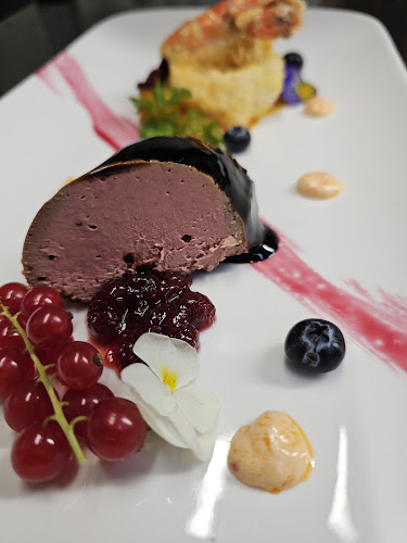 Restaurant und Stekhouse im weissen Ross - Gastronomie und Hotellerie