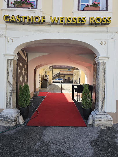 Joe’s Restaurant im weissen Ross