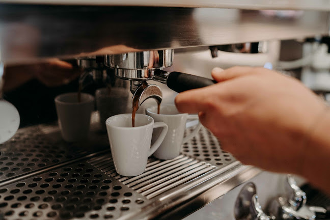 Opinii despre Kaffeebar Moser By Harald Soyer în Seekirchen am Wallersee - Gastronomie und Hotellerie