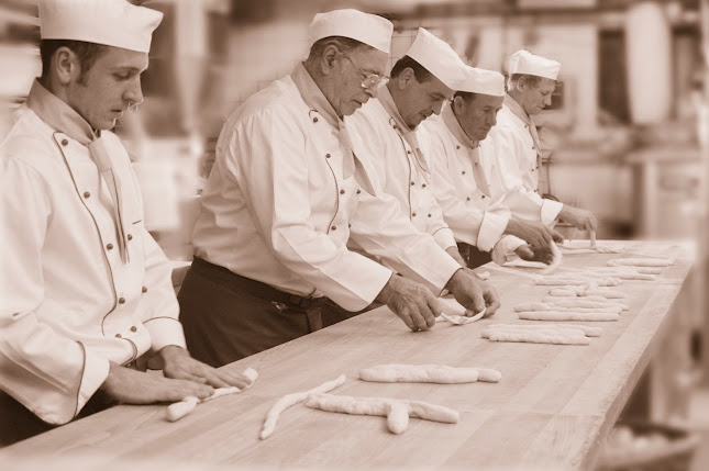 Comentarii opinii despre Cafe Bäckerei Konditorei Maislinger