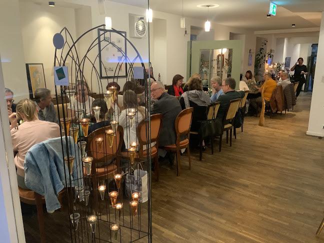 Opinii despre Schrammelbeisl - Das Restaurant în Wien - Gastronomie und Hotellerie