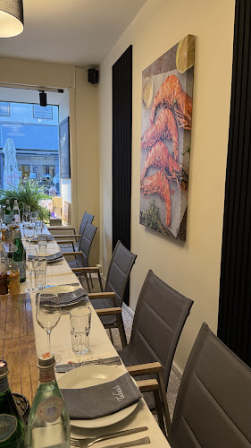 Opinii despre Takan's Delikatessen în Wien - Gastronomie und Hotellerie