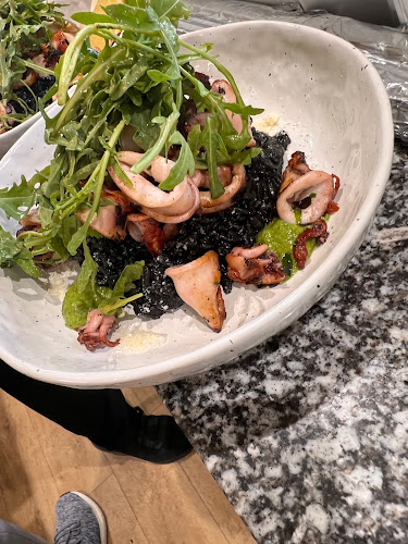 Takan's Delikatessen - Gastronomie und Hotellerie