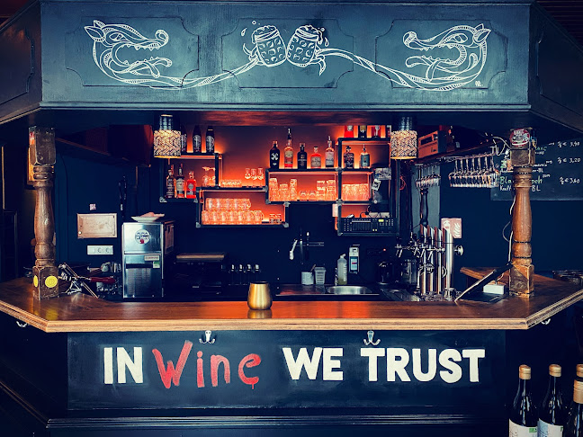 Flagship | Wine | Beer | Divebar
