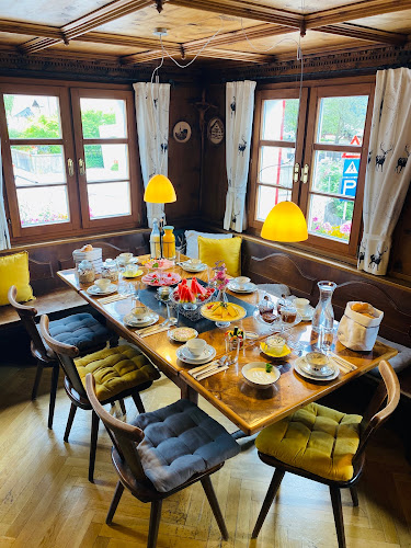 Opinii despre Gasthaus Rössle - Nenzing, Österreich în Nenzing - Gastronomie und Hotellerie