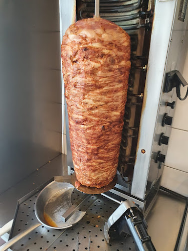 Opinii despre Kebap & Pizzahaus în Pram - Gastronomie und Hotellerie