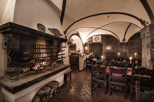 Ritterkuchl zu Hall - Restaurant und Gasthaus - Gastronomie und Hotellerie