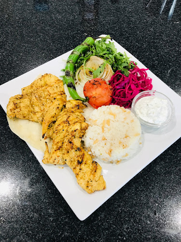 Comentarii opinii despre Taha’s