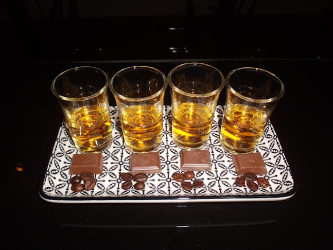 Opinii despre El fuego für bar-hocker în Wien - Gastronomie und Hotellerie