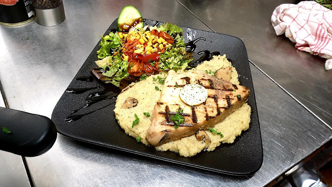 Opinii despre La Stella del sud Ristorazione E Trattoria Napoletana/Siciliana în Wels - Gastronomie und Hotellerie