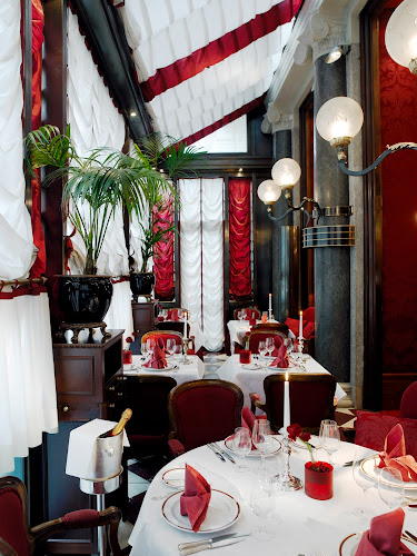 Opinii despre Restaurant Rote Bar în Wien - Gastronomie und Hotellerie