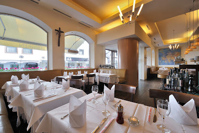 LOIS STERN Restaurant Kitzbühel