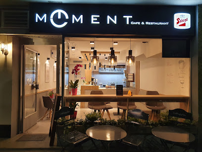 Moment Cafe and Restaurant
