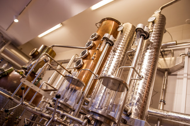 Die Wachauer Privatdestillerie Hellerschmid - Verkauf beim Steinertor - Krems an der Donau