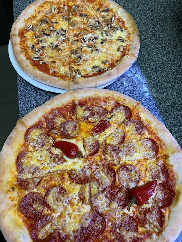 alla casa - Das Pizza-Wirtshaus - Gastronomie und Hotellerie