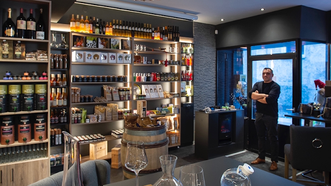 Suwine Gourmet Play Store- Winebar & Delikatessen - Landeck