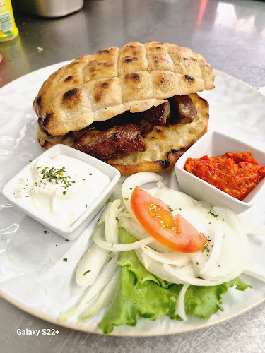 Opinii despre Cafe Süd în Klagenfurt am Wörthersee - Gastronomie und Hotellerie