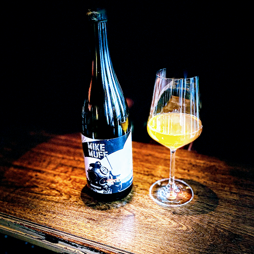 Opinii despre Flagship | Wine | Beer | Divebar în Wien - Gastronomie und Hotellerie