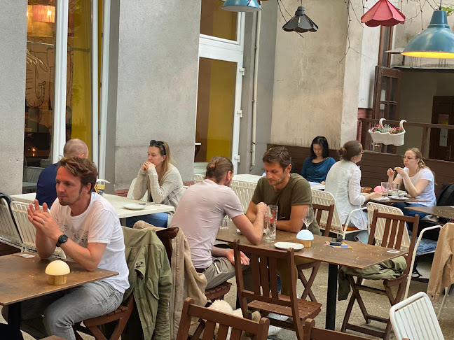 Opinii despre Nam Nam în Wien - Gastronomie und Hotellerie