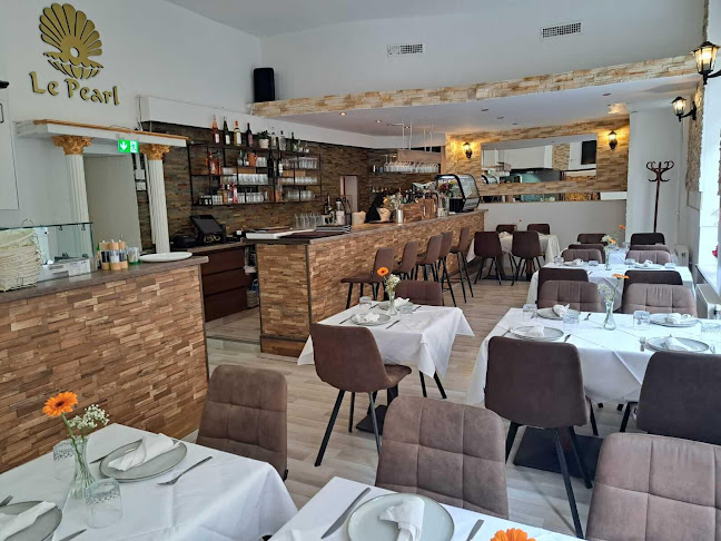 Le Pearl Restaurant
