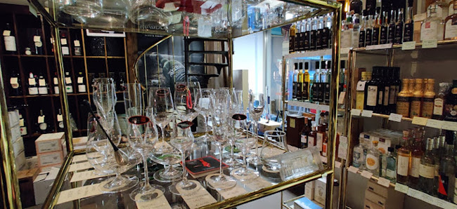 Opinii despre Vinothek St. Stephan / KVMG Weinhandel GmbH în Wien - Gastronomie und Hotellerie