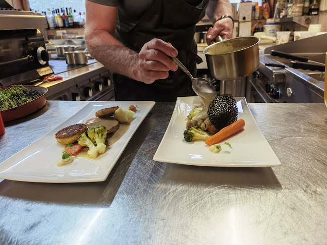 Opinii despre Restaurant - Hotel Kärntnerhof în Presseggersee - Gastronomie und Hotellerie