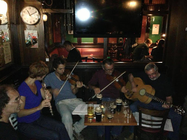 Backbone Irish Pub - Gastronomie und Hotellerie