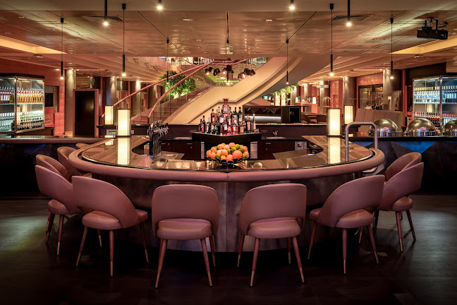 Cascade Bar - Gastronomie und Hotellerie