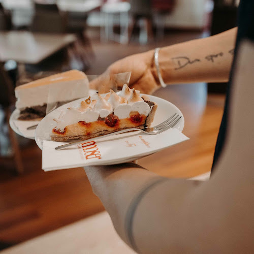 Kaffeebar Moser By Harald Soyer - Seekirchen am Wallersee