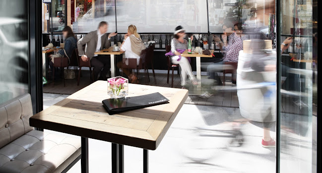 Leo HILLINGER Wineshop & Bar Wollzeile - Gastronomie und Hotellerie