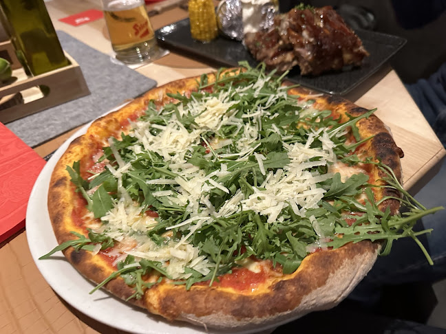 Opinii despre Peter's Treff în Kirchberg in Tirol - Gastronomie und Hotellerie