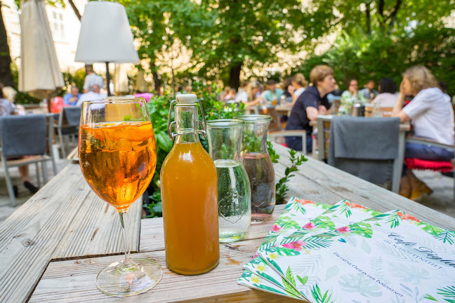 Café Diglas im Schottenstift